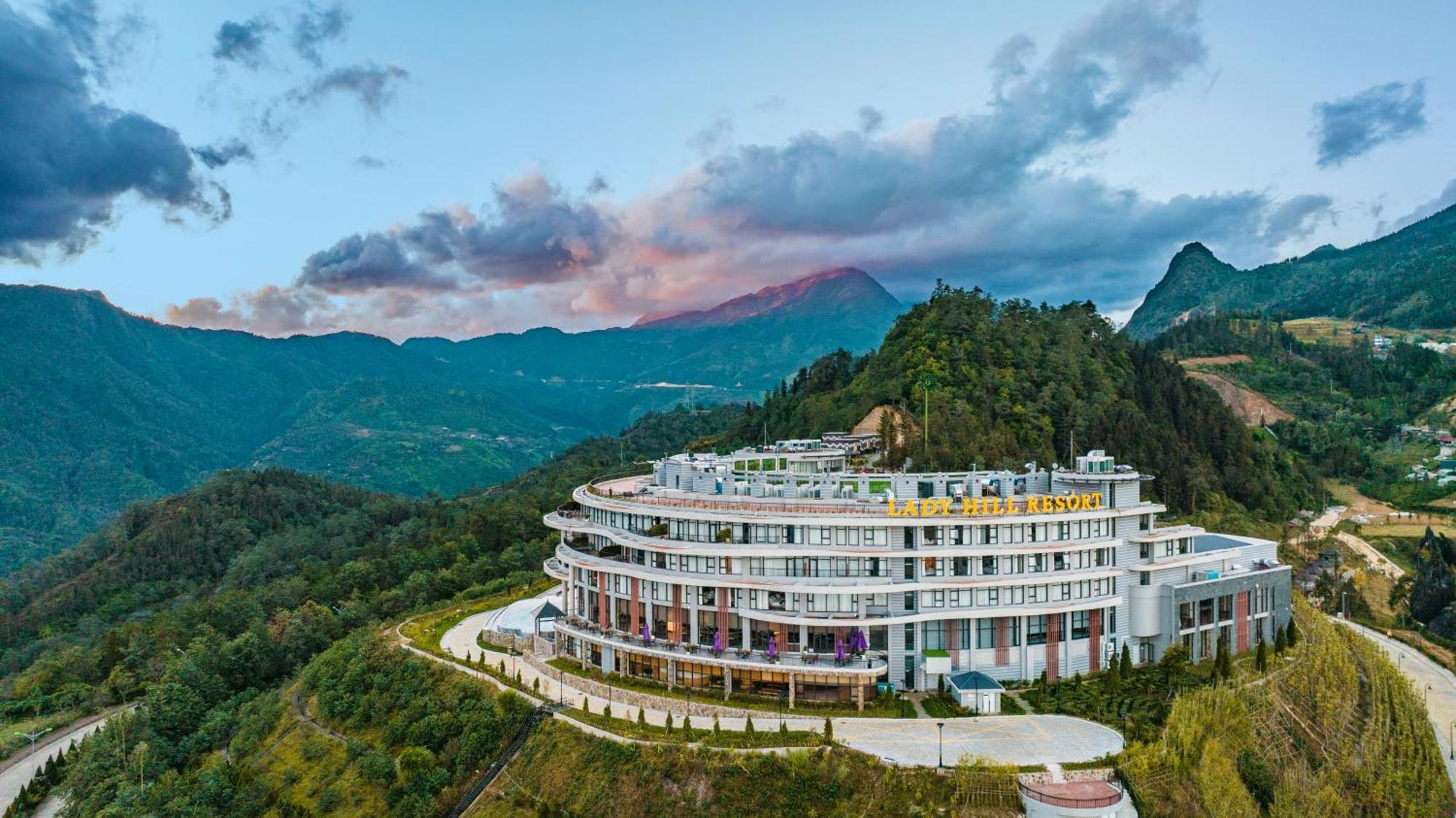 Lady Hill Sapa Resort Екстер'єр фото